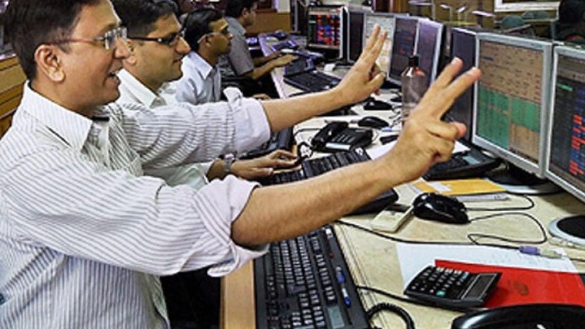 सेंसेक्स में तेजी से निवेशकों की चांदी 