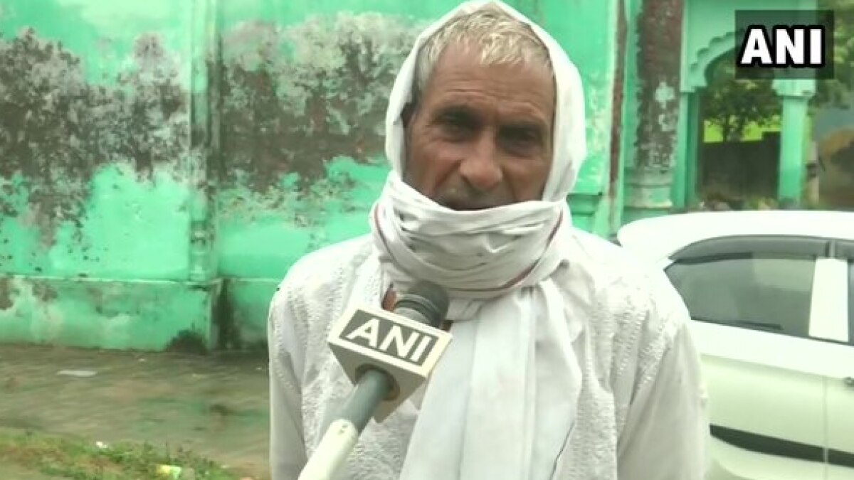 संदिग्ध आतंकी के पिता