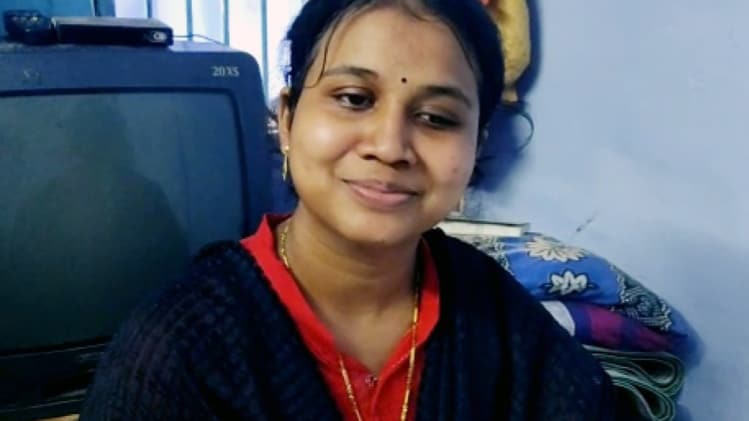 पूर्णा ने हालात को हराकर पास की UPSC की परीक्षा