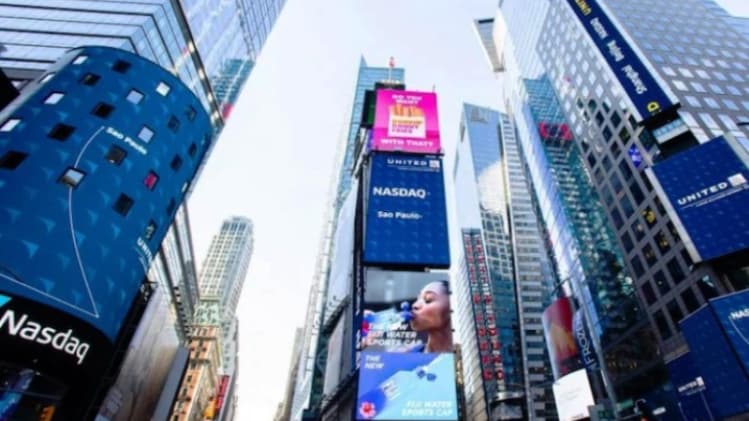 Times Square अमेरिका के सबसे चर्चित चौराहों में से है 