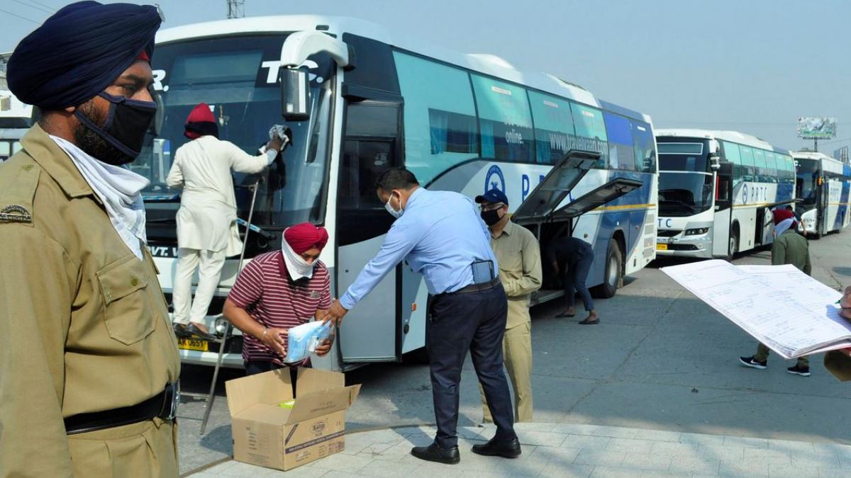 गुजरात में बस सर्विस शुरू (प्रतीकात्मक फोटो- पीटीआई)