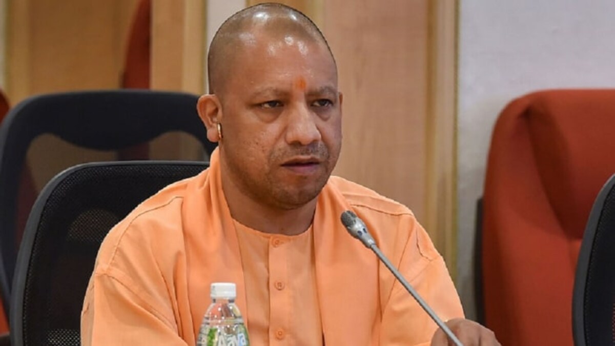 प्रियंका गांधी के 'राम सबके हैं' पर बोले CM योगी- ये सद्बुद्धि पहले क्यों नहीं आई - ram mandir bhoomi pujan pm narendra modi cm yogi adityanath exclusive interview - AajTak
