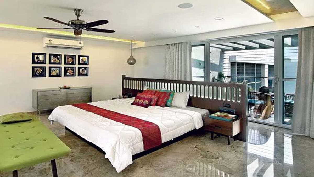 Vastu Tips: बेडरूम में नहीं रखनी चाहिए ये ...
