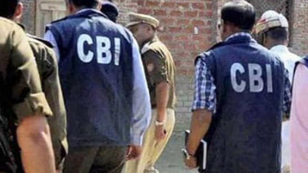 सुशांत केस में सीबीआई के साथ-साथ एनसीबी और ईडी भी जांच में शामिल हैं
