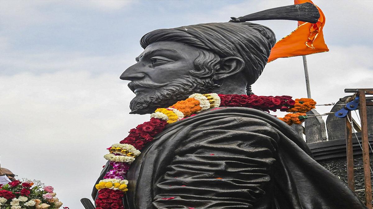 शिवाजी के नाम पर आगरा का मुगल ...