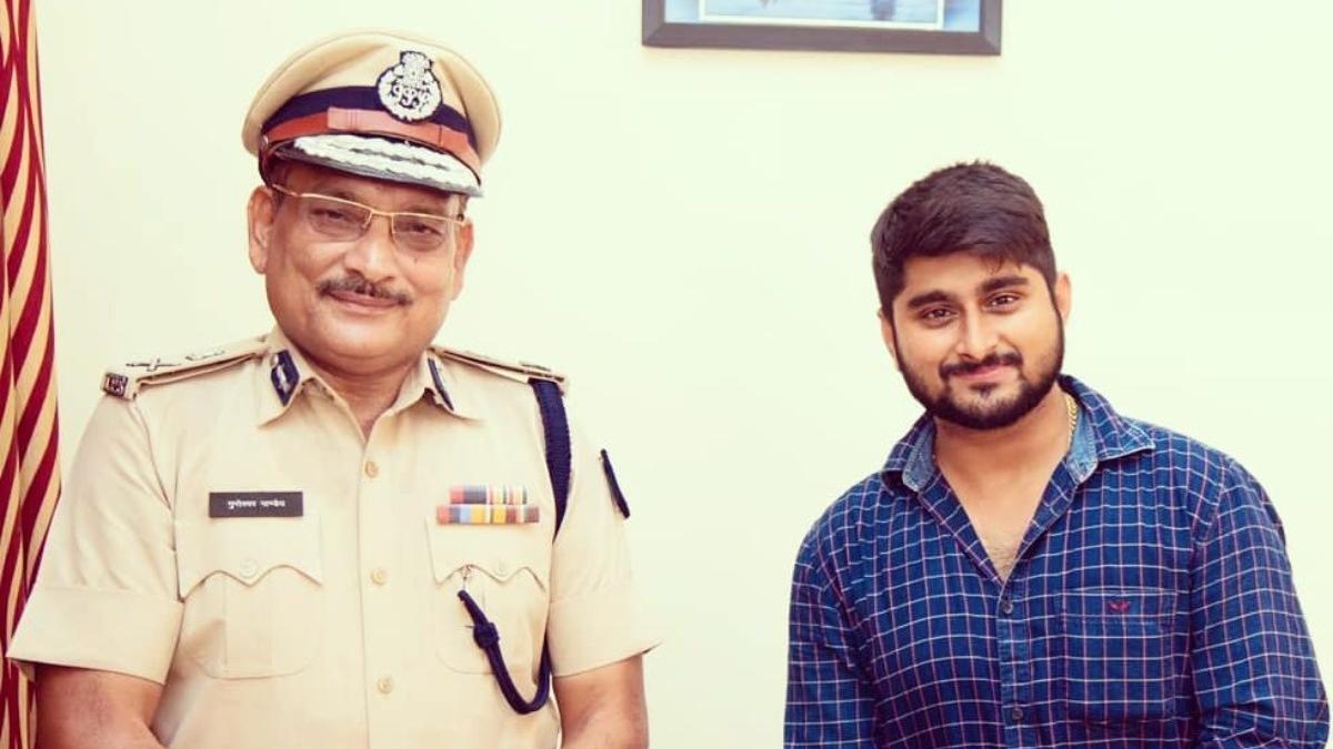 डीजीपी गुप्तेश्वर पांडेय के साथ दीपक ठाकुर