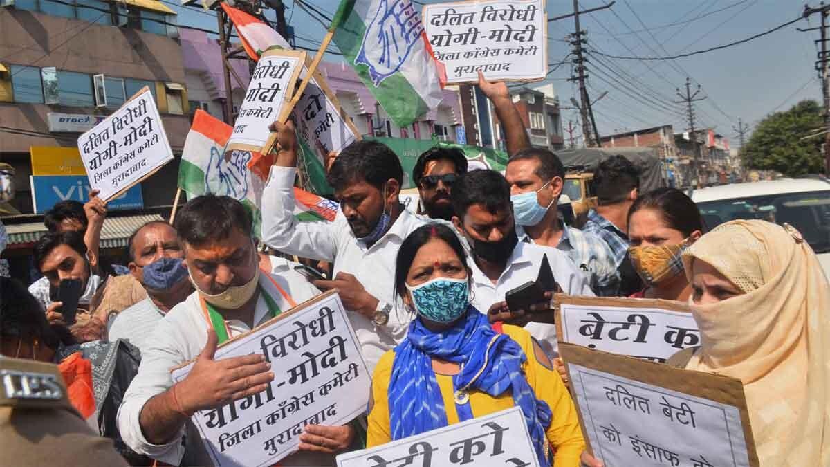 यूपी उपचुनाव: विपक्ष के हाथ लगा हाथरस कांड का मुद्दा, कानून-व्यवस्था पर राज्य सरकार को घेरने में जुटे - uttar pradesh bypoll hathras gangrape issue dalit girl government ...