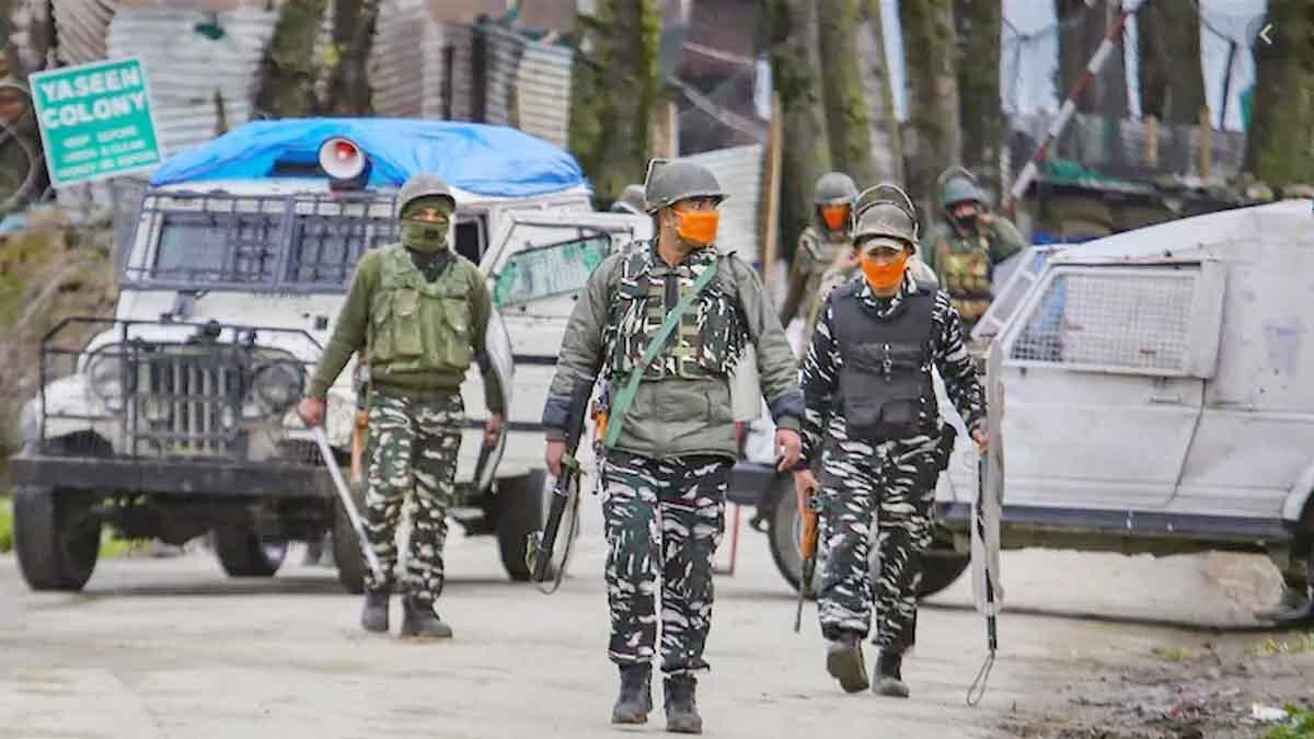 कुपवाड़ा में सुरक्षाबलों और आतंकियों के बीच मुठभेड़ (फाइल फोटो)