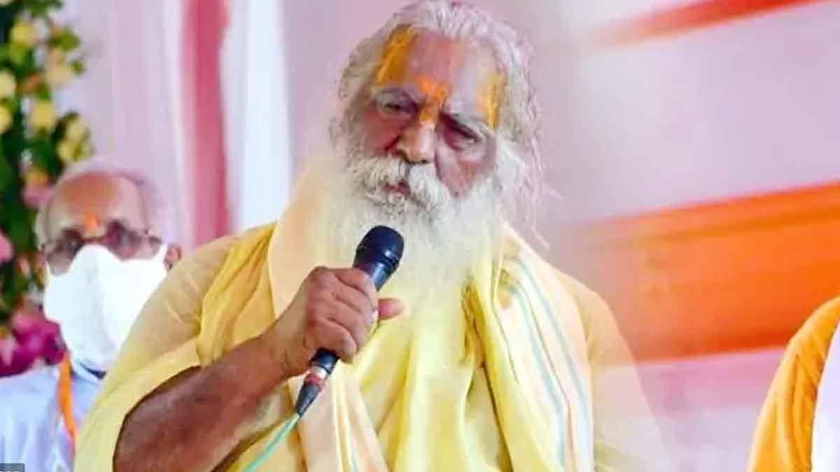  महंत नृत्य गोपाल दास (फाइल फोटो)