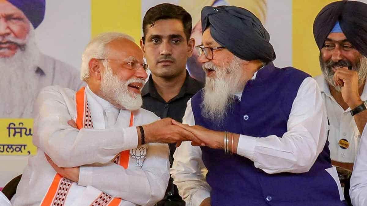 शिवसेना ने साथ छोड़ा, अकाली दल ने सरकार, BJP से छूट रहे है संकट के साथी - pm narendra modi nda alliance shiv sena shiromani akali dal resignation cabinet BJP crisis - AajTak