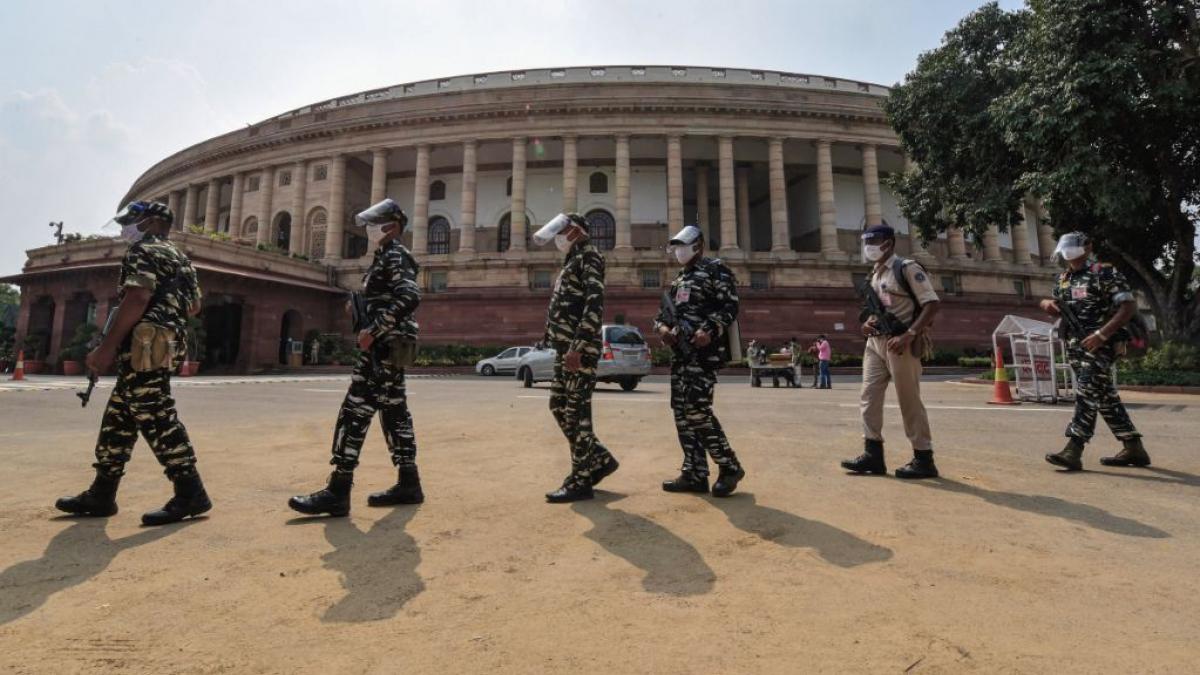 संसद का मॉनसून सत्र आज से शुरू (फोटो-PTI)