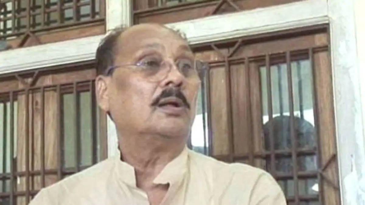 पूर्व सांसद रमाकांत यादव (फाइल फोटो)