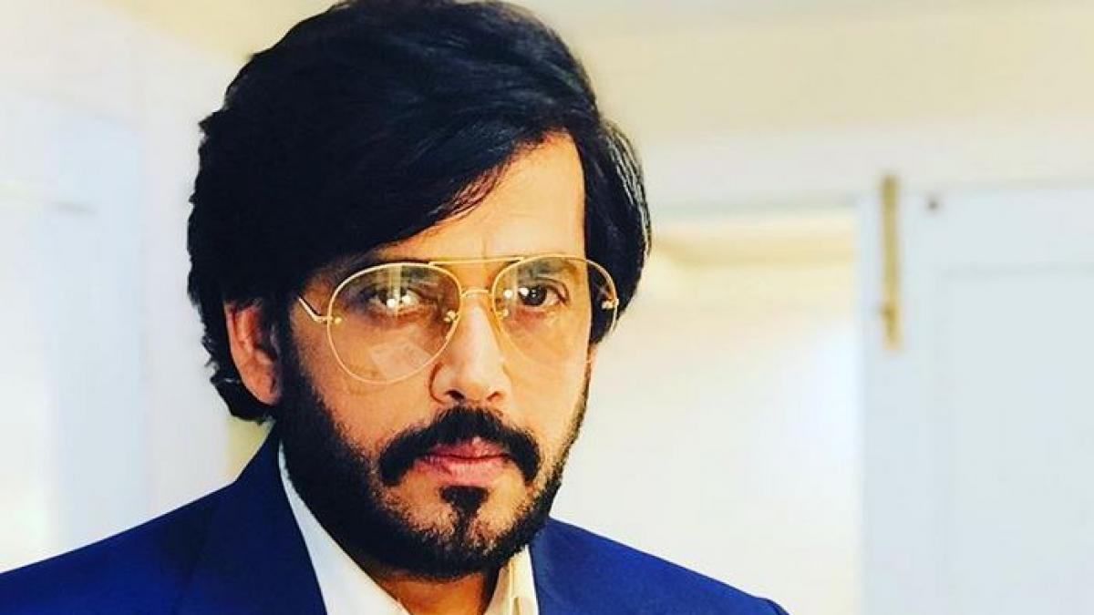 रवि किशन ने बताया मुंबई में जाकर नाम से क्यों हटाना पड़ा था शुक्ला? सुनाई संघर्ष की कहानी - ravi kishan mumbai bollywood industry struggle days story aajtak interview tmov - AajTak