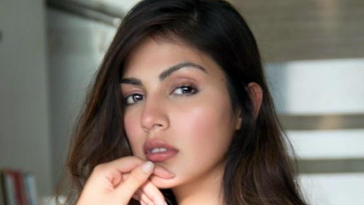 रिया चक्रवर्ती