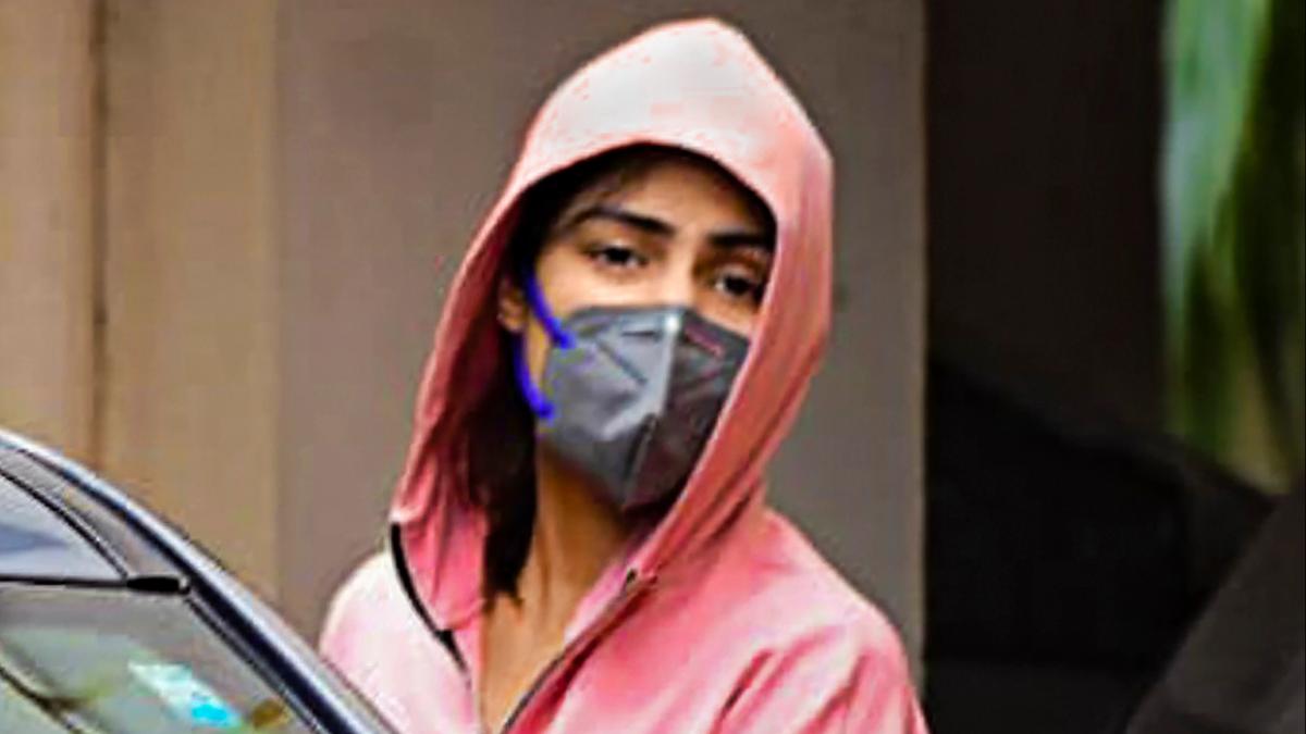 रिया चक्रवर्ती ने किए कई खुलासे