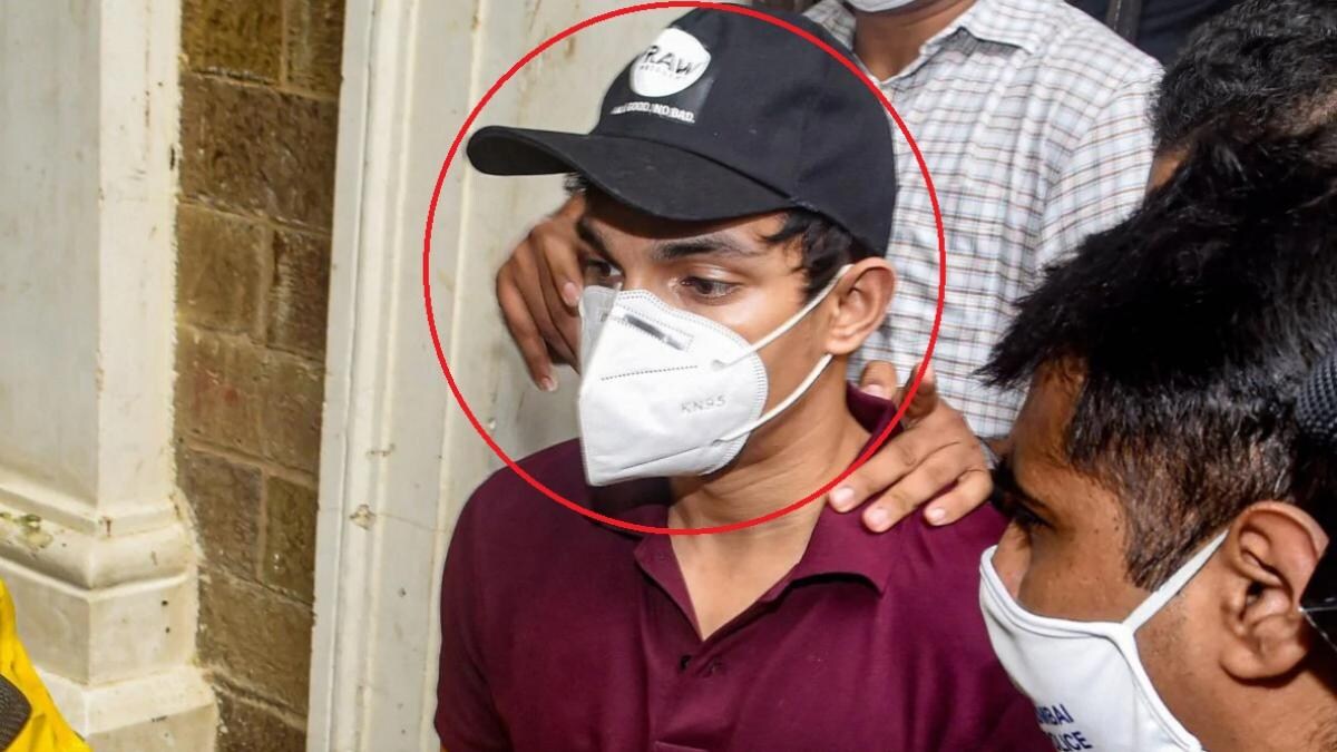 पहले से ही शोविक पर गिरफ्तारी की तलवार लटक रही थी