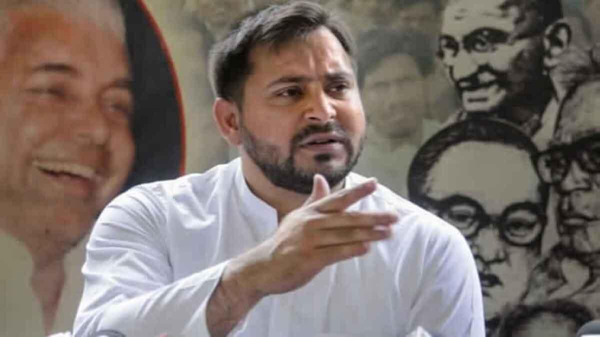 आरजेडी नेता तेजस्वी यादव 