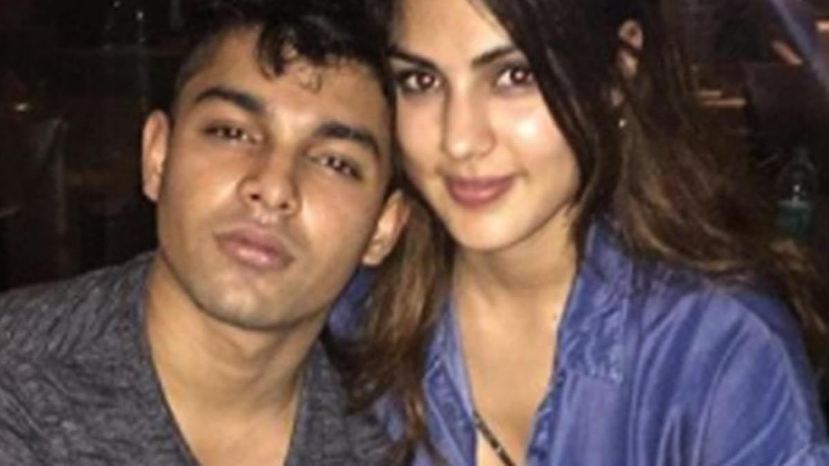 रिया चक्रवर्ती