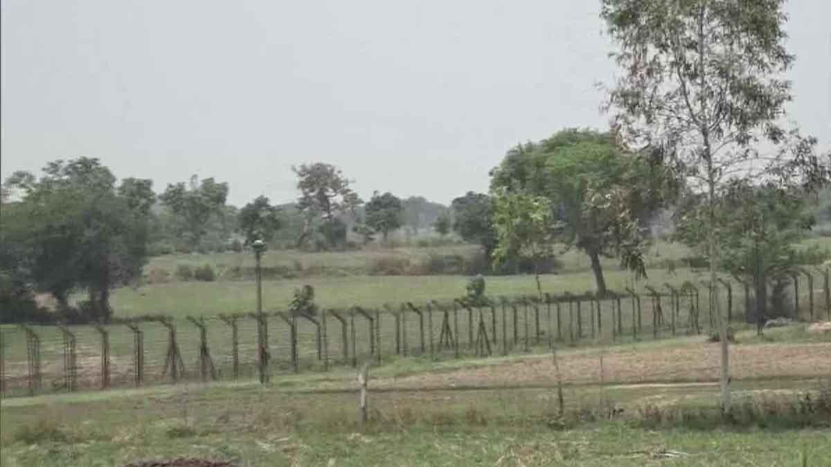 जीरो लाइन पर खेती करने की तैयारी (फोटो-ANI)