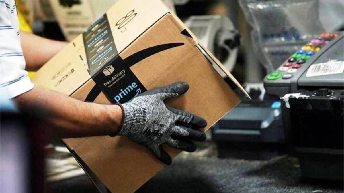 एमेजॉन के कर्मचारी कोरोना पॉजिटिव पाये गये 