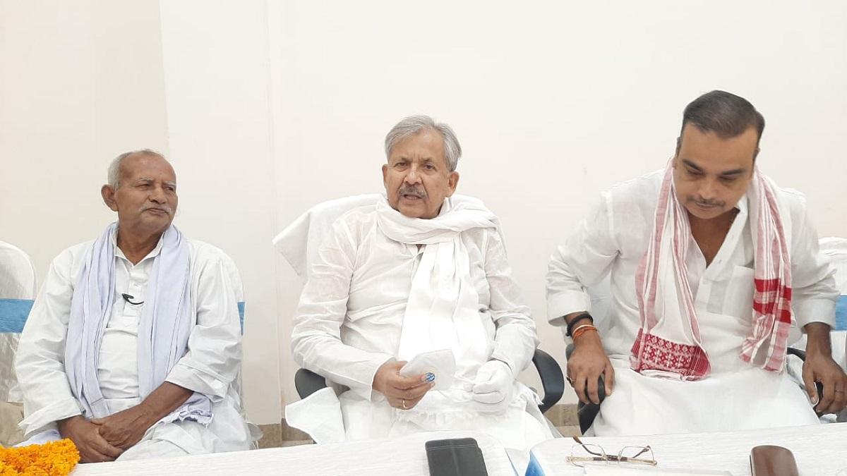 रामजतन सिन्हा ने नीतीश कुमार पर किए कई हमले