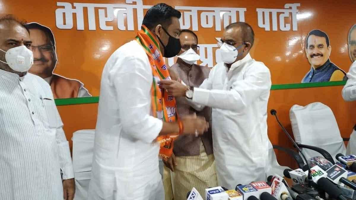 राहुल लोधी ने बीजेपी का दामन थामा राहुल लोधी ने बीजेपी का दामन थामा