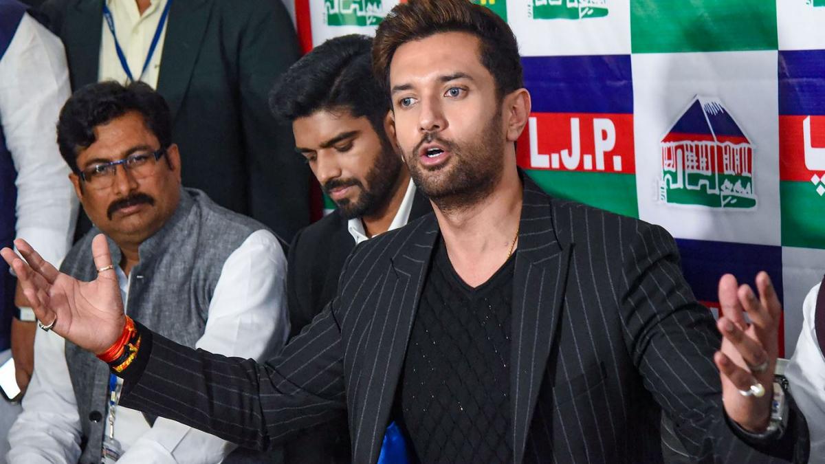 नीतीश कुमार पर चिराग पासवान का हमला जारी (फाइल फोटो)