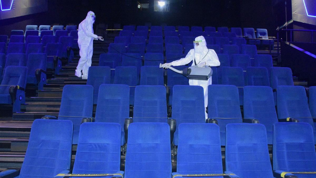 अनलॉक हुए सिनेमाहॉल (PTI)