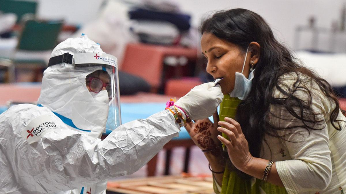 केरल में भी कोरोना केस तेजी से बढ़ता जा रहा (फाइल-पीटीआई)