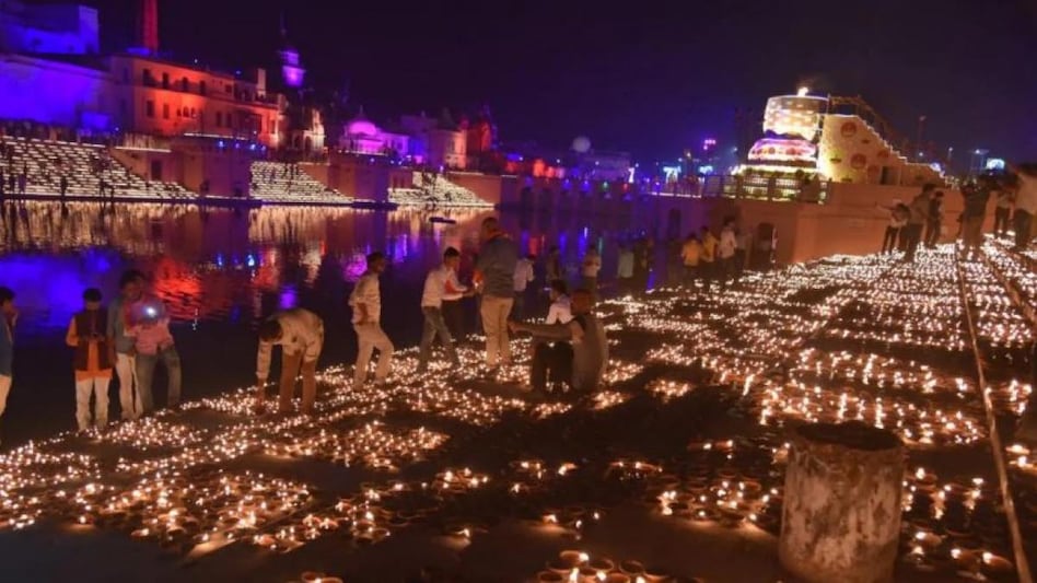 अयोध्या में भव्य दीपोत्सव की तैयारियां शुरू, कई मायनों में खास है इस बार की दिवाली - ayodhya deepotsav 2020 deepotsav celebration guinness world records CM Yogi Ram temple - AajTak