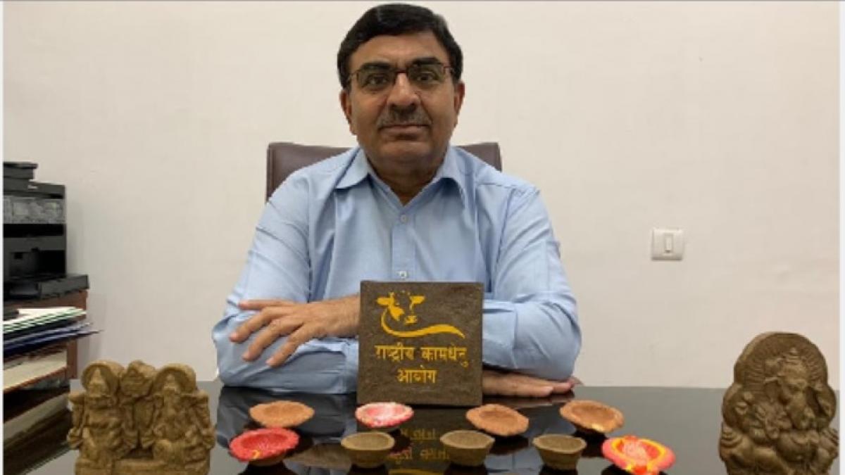 राष्ट्रीय कामधेनु आयोग के चेयरमैन डॉ. वल्लभभाई कथीरिया