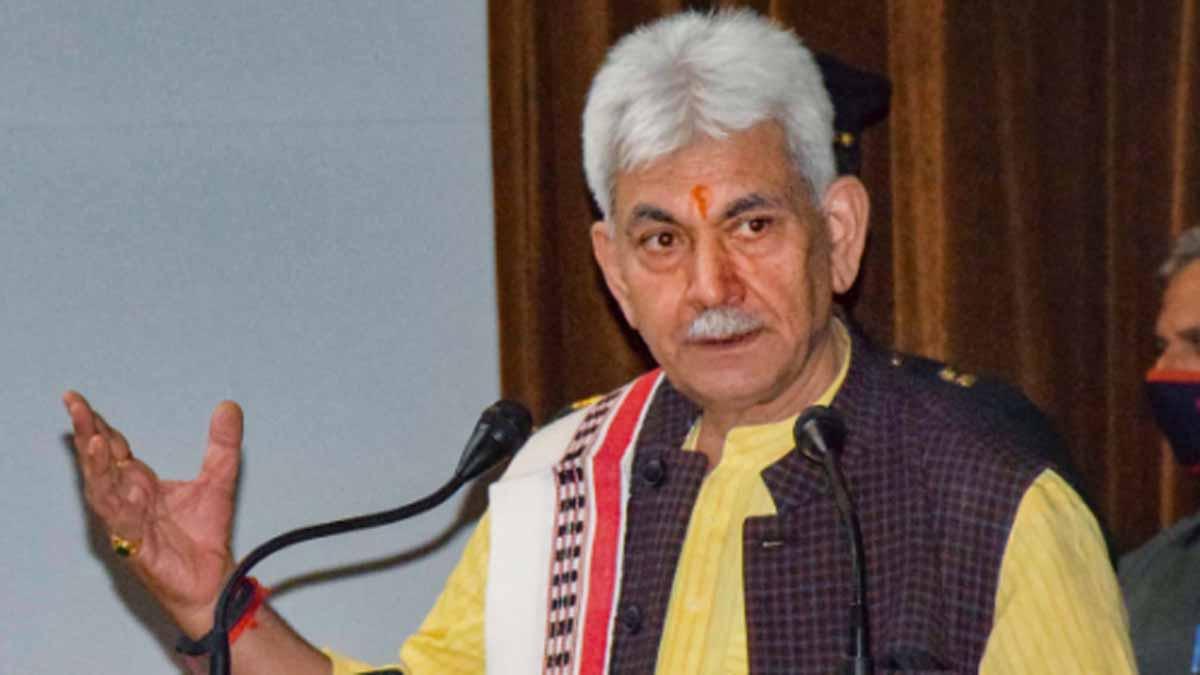 जम्मू-कश्मीर के उपराज्यपाल मनोज सिन्हा (फाइल फोटो-PTI)