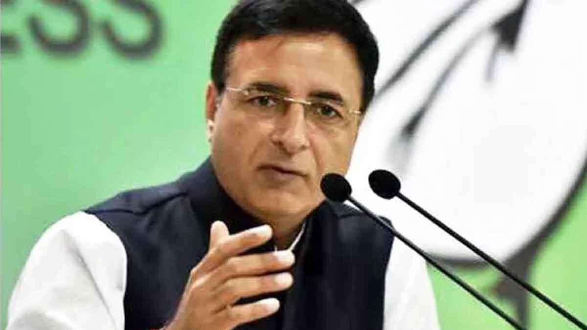 कांग्रेस के प्रवक्ता रणदीप सुरजेवाला (फाइल फोटो)