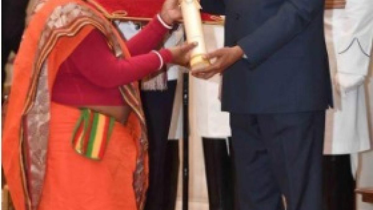  बहू का आरोप पद्म श्री सास करती हैं प्रताड़ित.