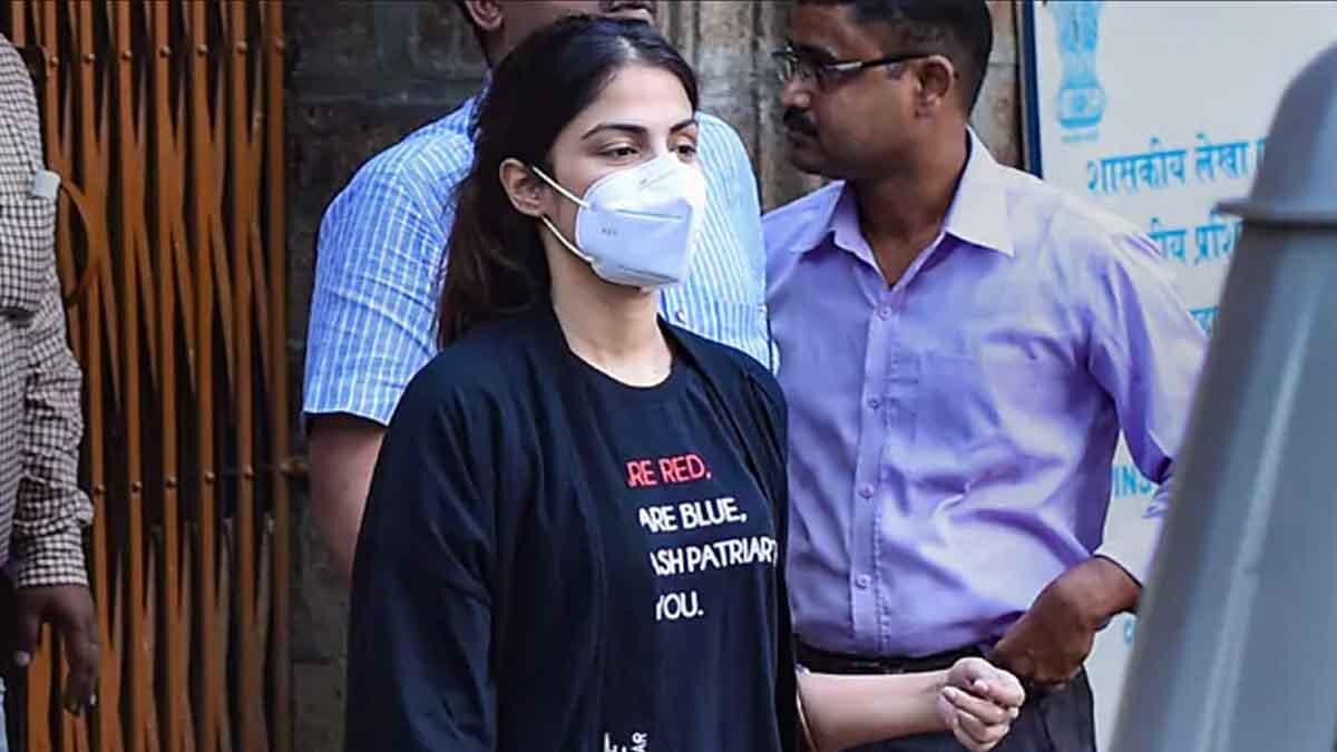 रिया चक्रवर्ती (फाइल फोटो)