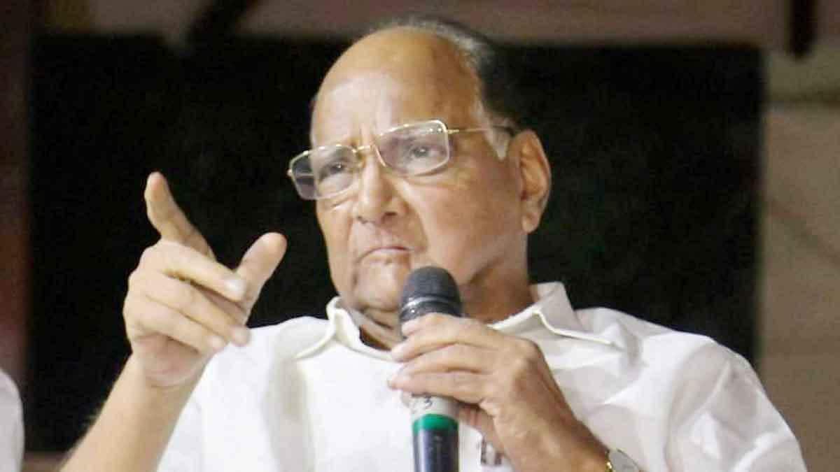 एनसीपी प्रमुख शरद पवार (फोटो- PTI) एनसीपी प्रमुख शरद पवार (फोटो- PTI)