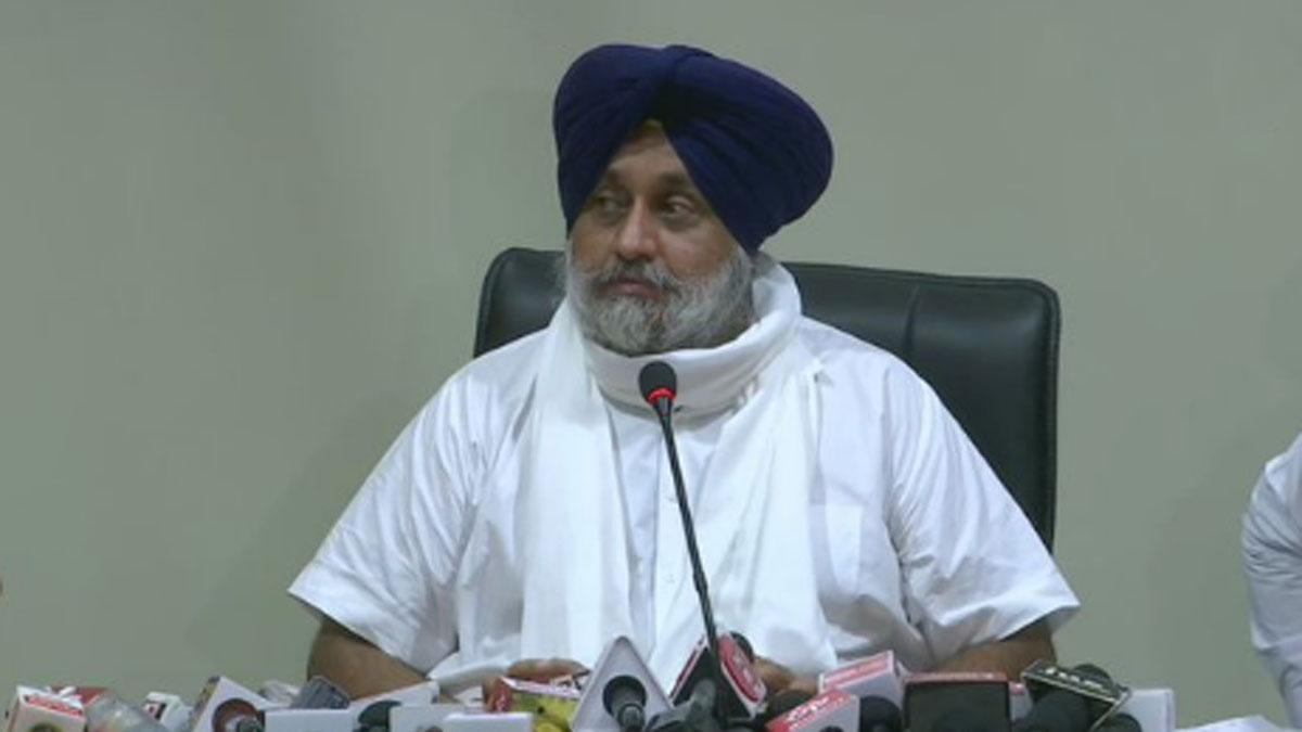 अकाली दल के नेता सुखबीर सिंह बादल (फोटो-एएनआई)