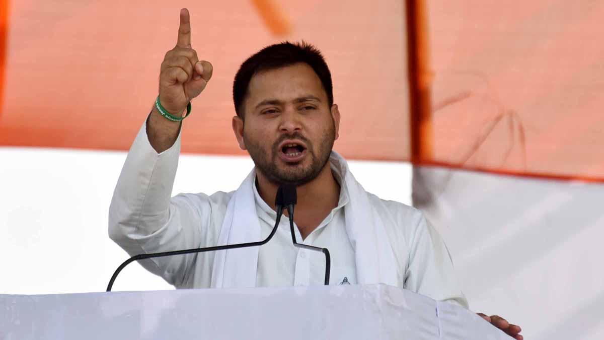 राष्ट्रीय जनता दल के नेता तेजस्वी यादव ने नीतीश कुमार पर निशाना साधा 