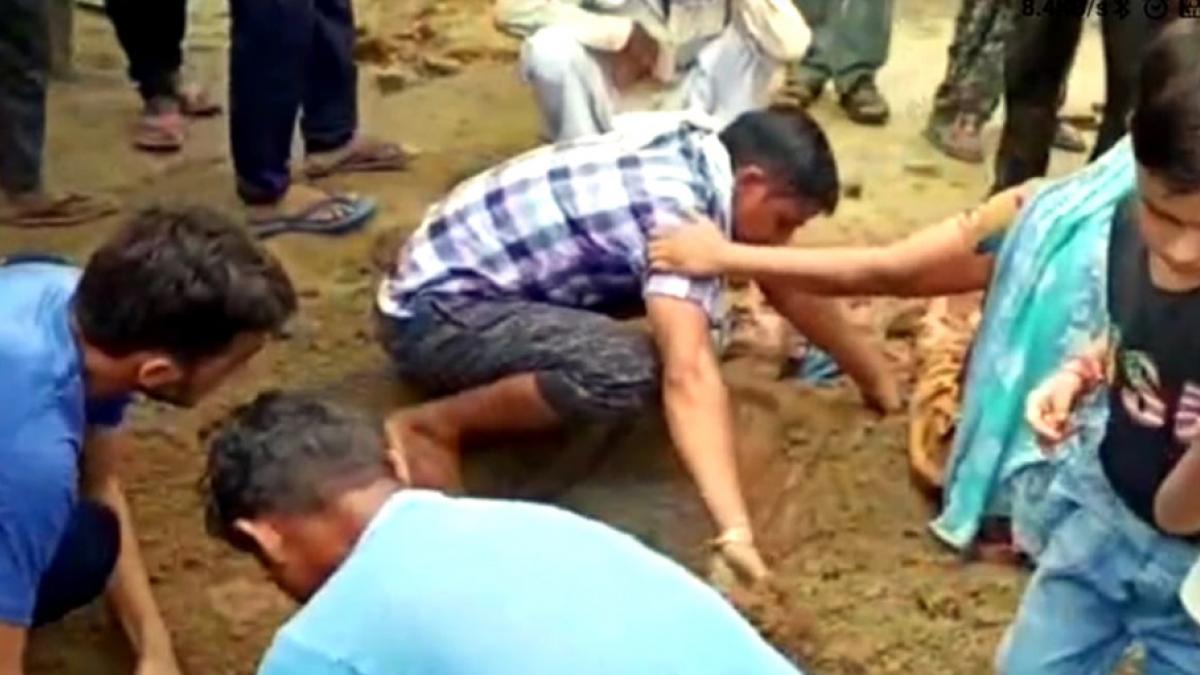 लखीसराय विधानसभा के तरहारी गांव की घटना.