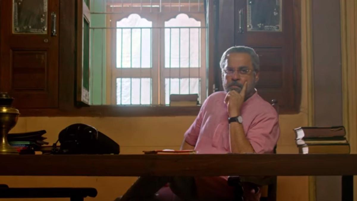 नरेंद्र मोदी के रोल में एक्टर महेश सोर्स यूट्यूब