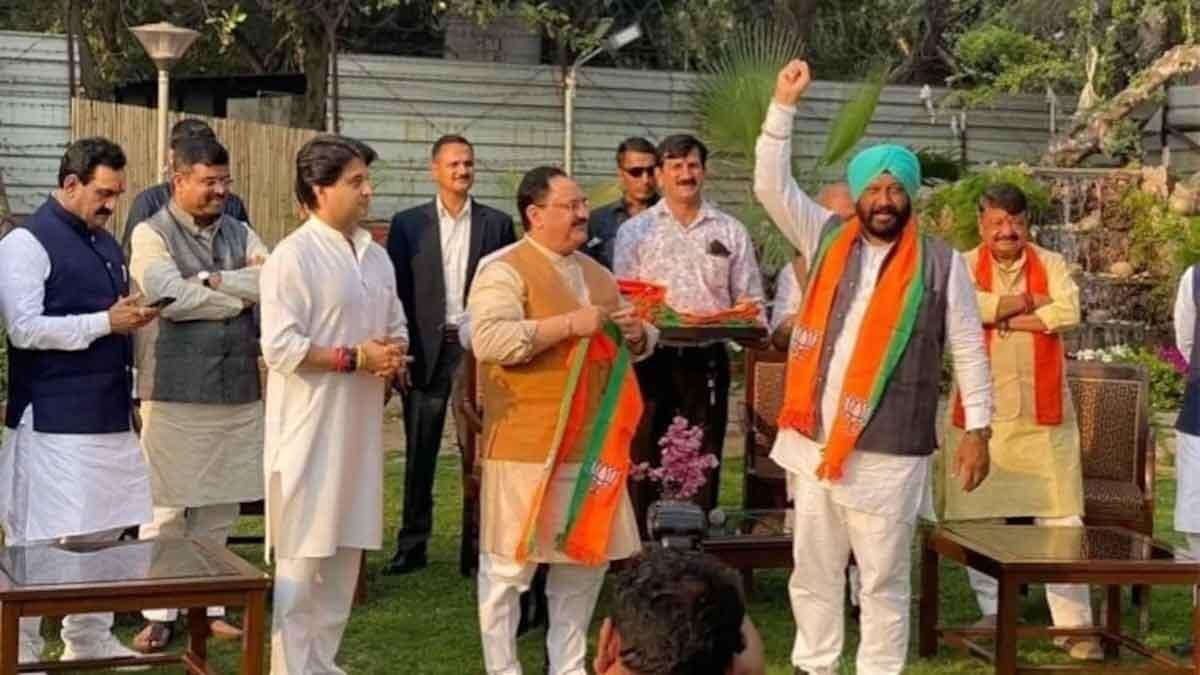 ज्योतिरादित्य सिंधिया, जेपी नड्डा, हरदीप सिंह डंग 