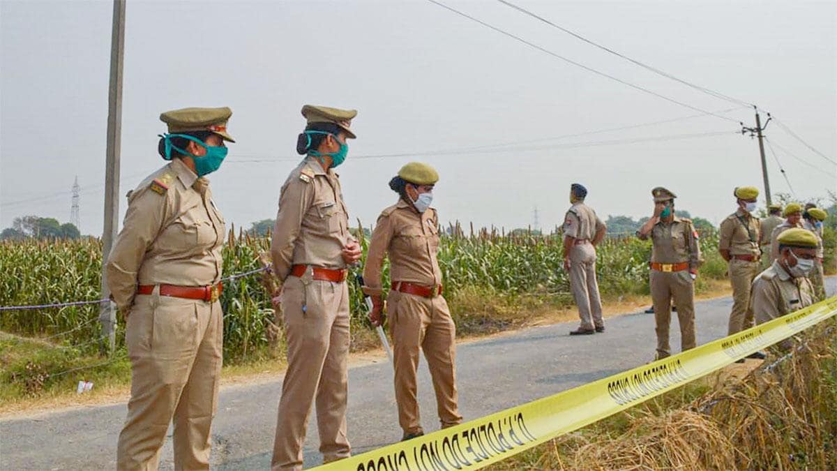 पुलिस पर एफआईआर दर्ज न करने का आरोप- PTI