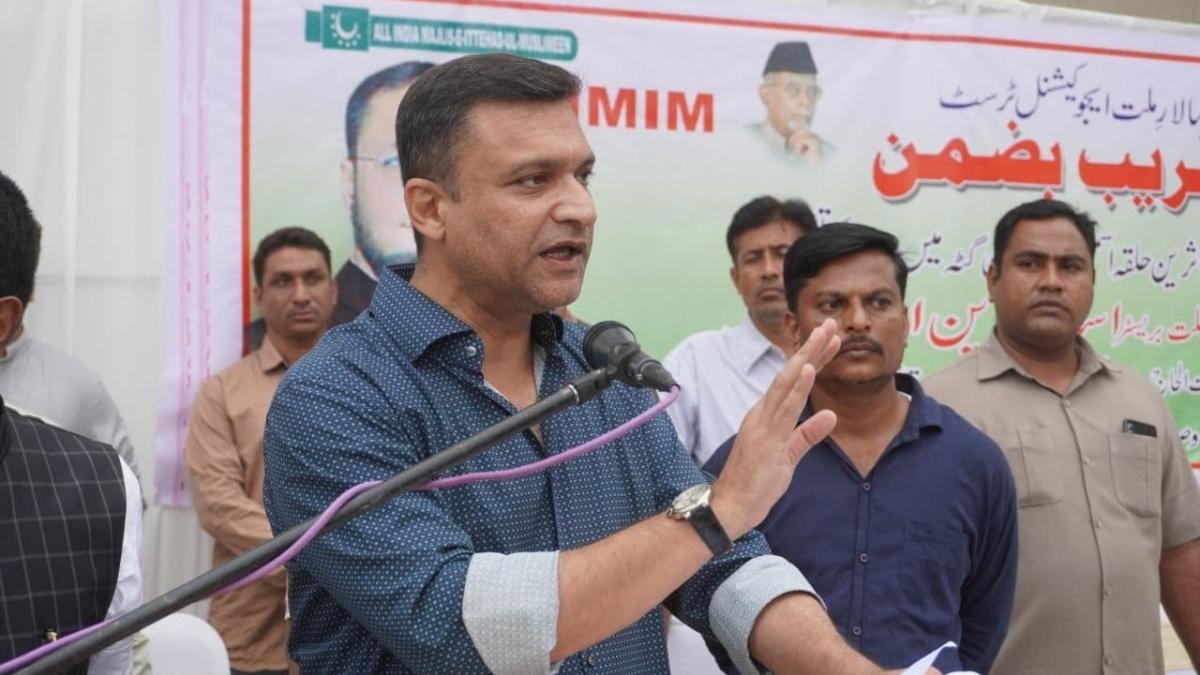 अकबरुद्दीन ओवैसी (फोटो- ट्विटर)