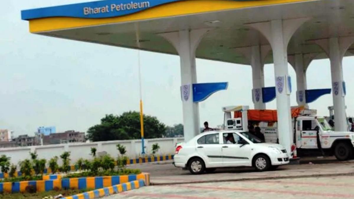 BPCL का हो रहा निजीकरण 