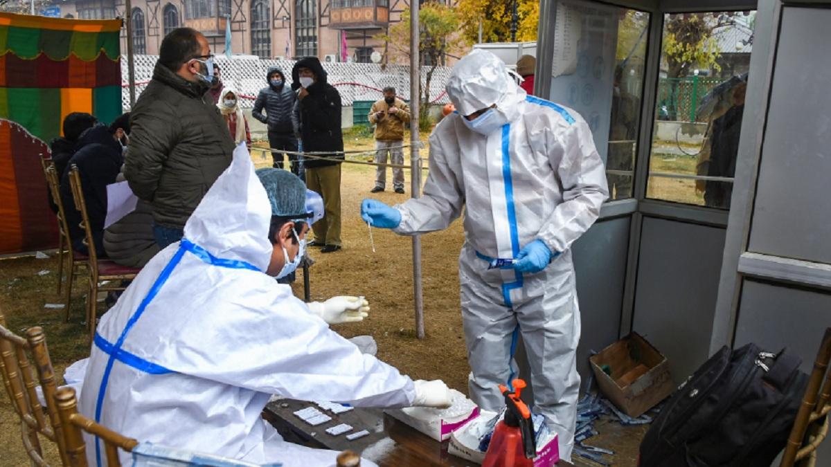 देशभर में तेजी से बढ़ रहे कोरोना केस