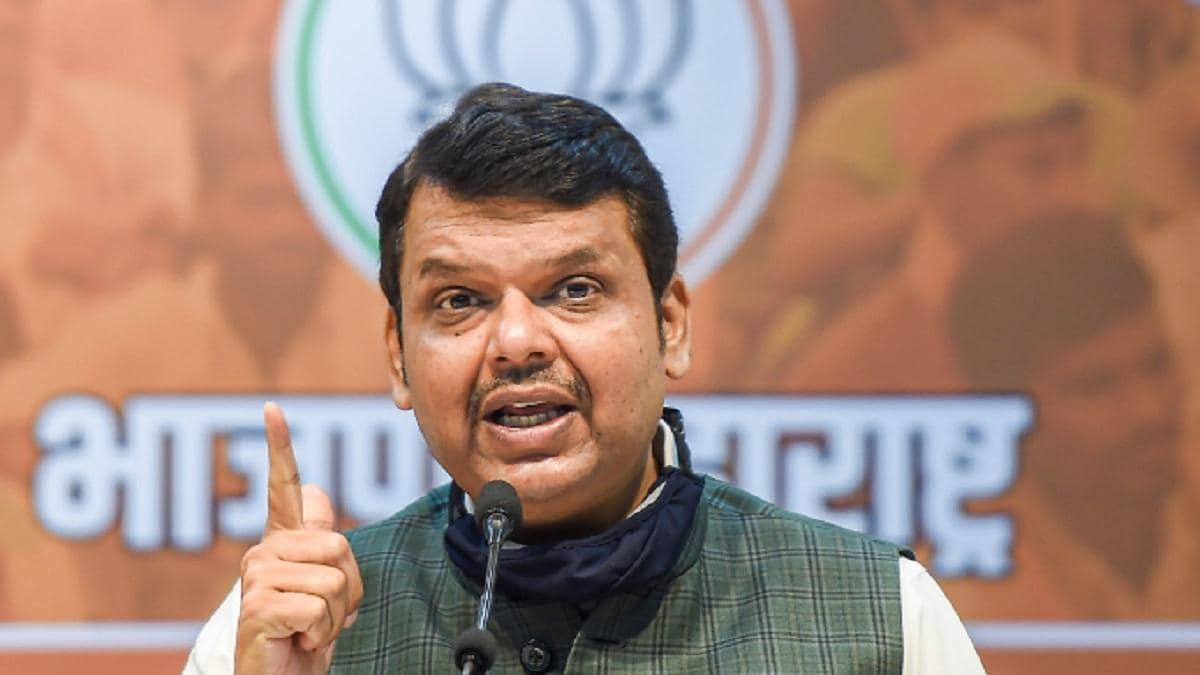 महाराष्ट्र के पूर्व सीएम देवेंद्र फडणवीस.(फाइल फोटो)
