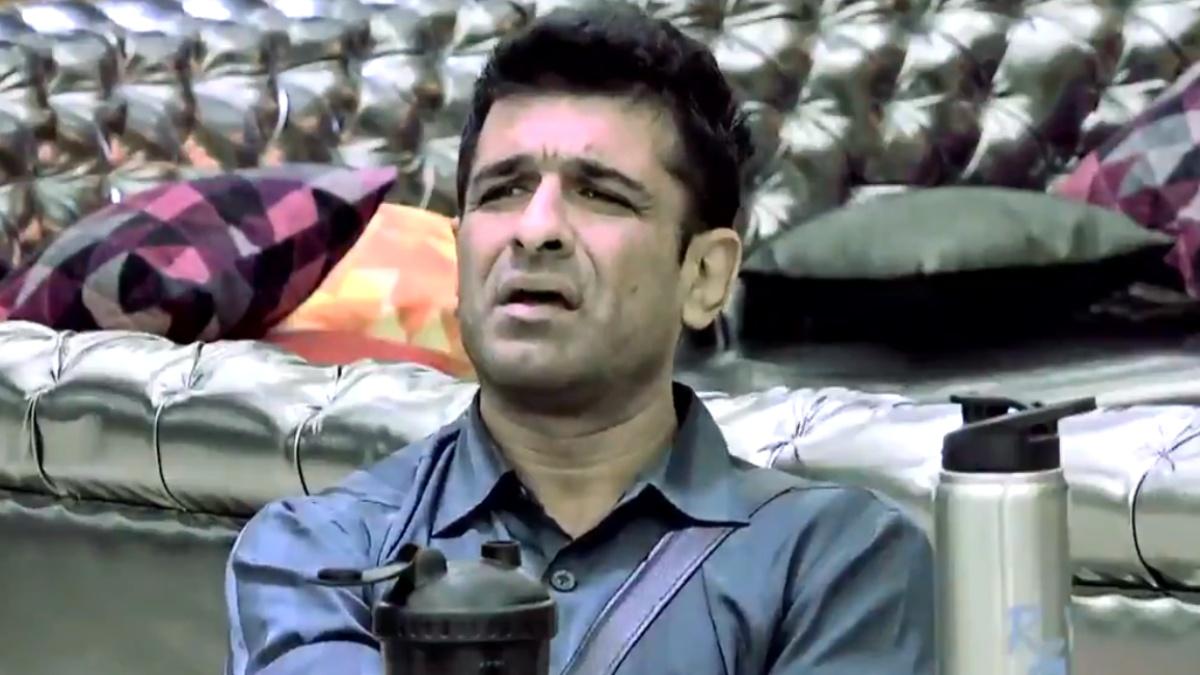 एजाज खान 