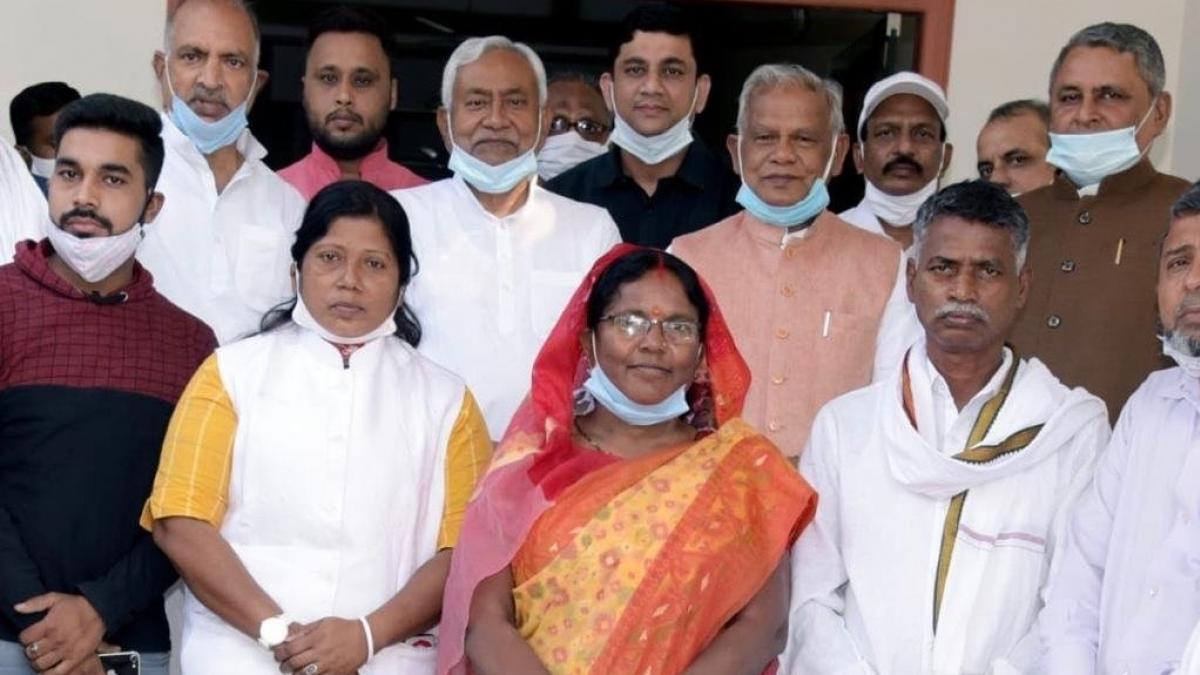 नीतीश कुमार से मिले जीतन राम मांझी