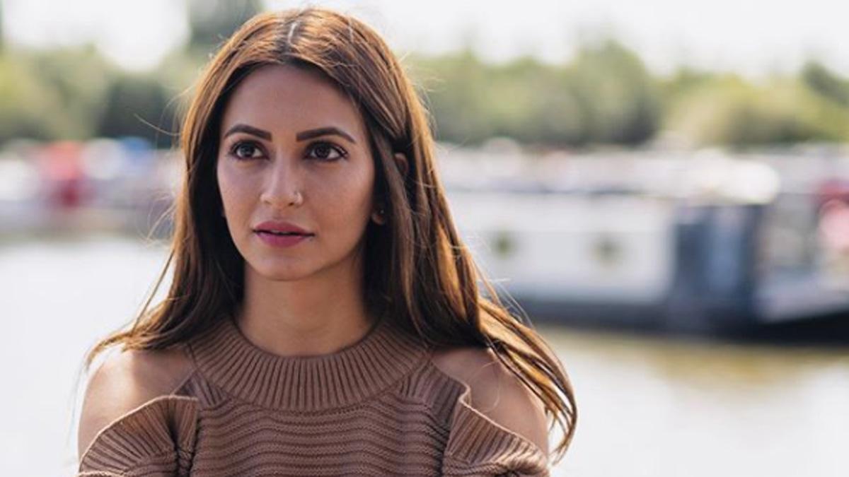 कृति खरबंदा 