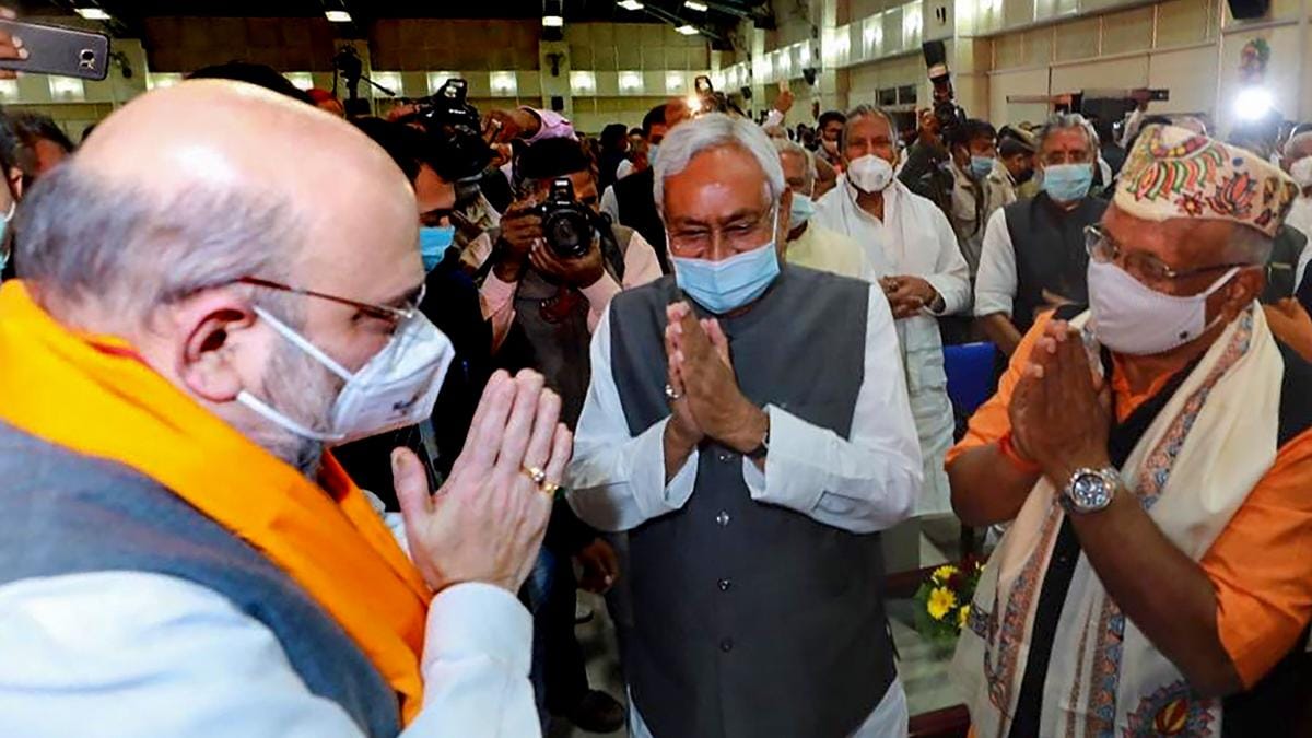 News Wrap: पढ़ें मंगलवार सुबह की 5 बड़ी खबरें - News Wrap today five big news bihar election nitish kumar terrorist arrested - AajTak